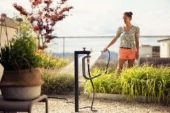 Gardena Liano™ Slanghouder Tapfix -Tuin & Terras Verkoopwinkel gardena liano slanghouder tapfix 1024x683 620bd3cb6ece7 l