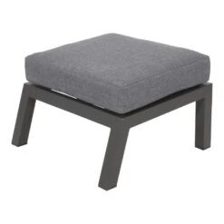 Lesli Voetenbank Down Town